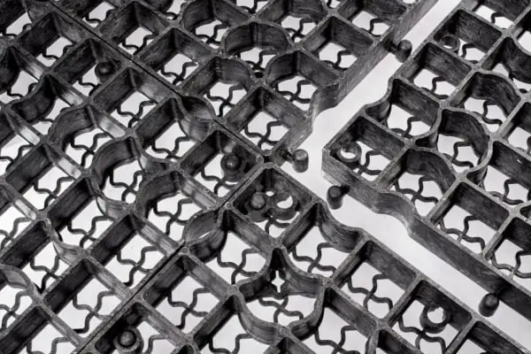 Kratka parkingowa - sposób łączenia ze sobą